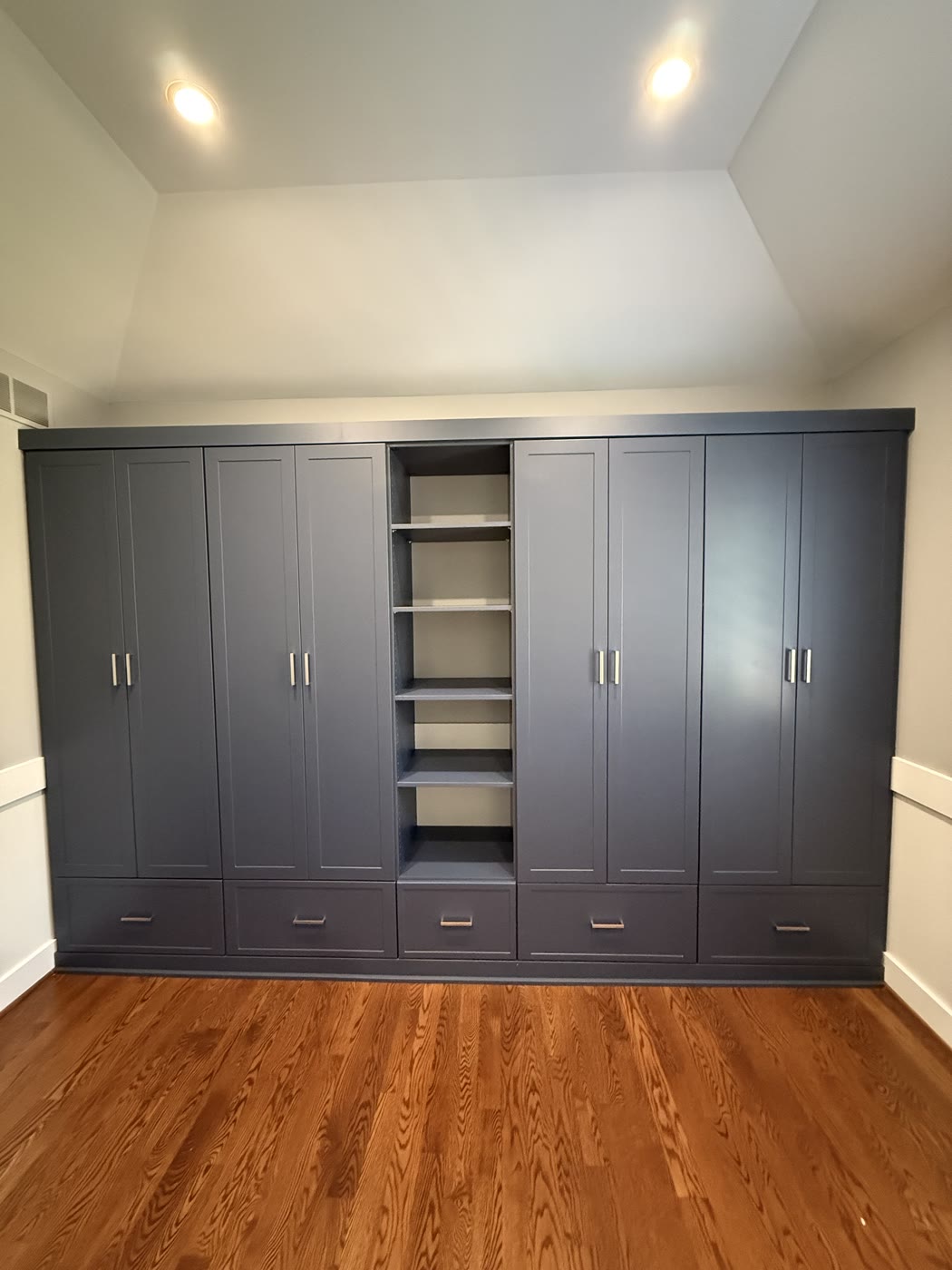 Navy built-in cabinetry